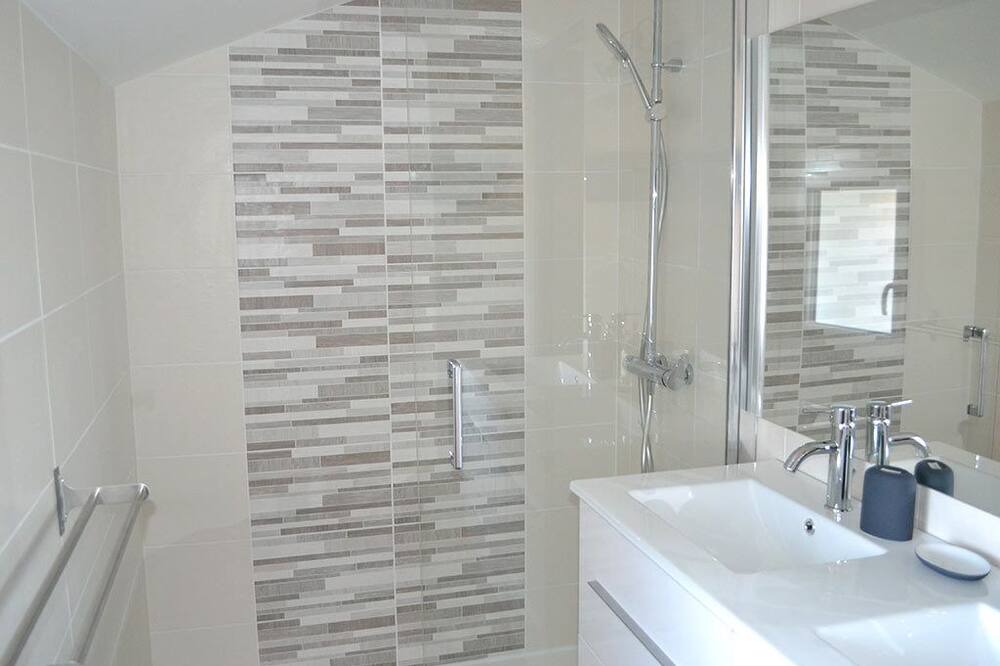 Photo of Bathroom in Saint-Nexans