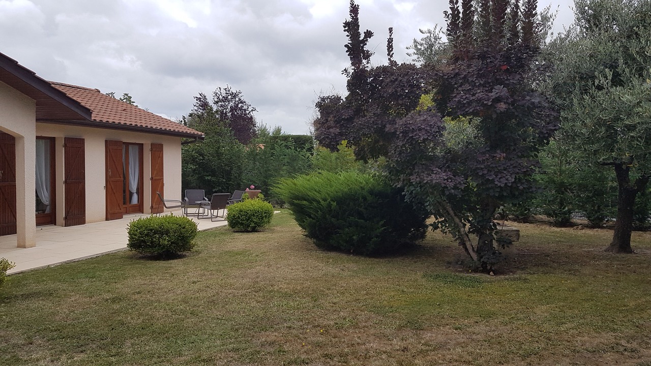 Photo of Outdoor in Loupes