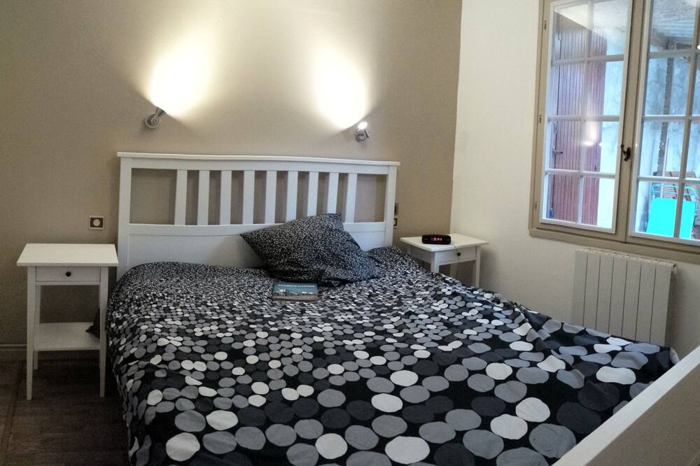 Photo of Bedroom in Saint Froult