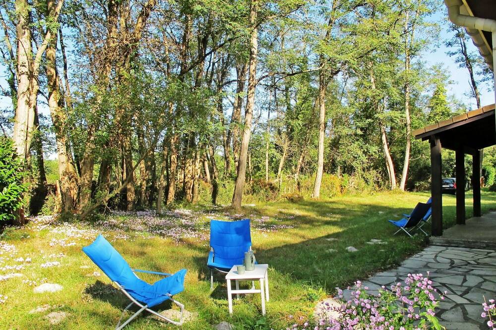 Photo of Outdoor in Saint-Laurent-de-Medoc