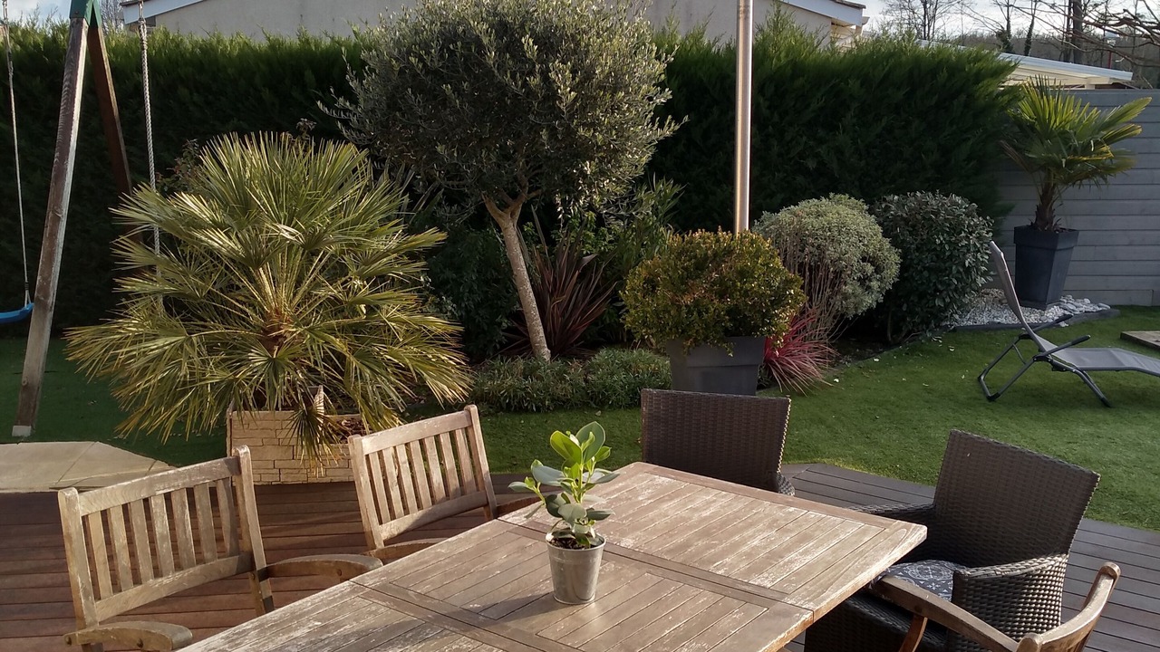 Photo of Outdoor in Cerons