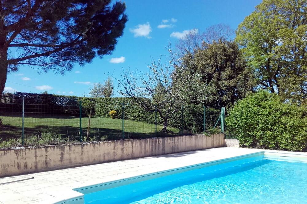 Photo of Outdoor in Saint-Amand-de-Coly