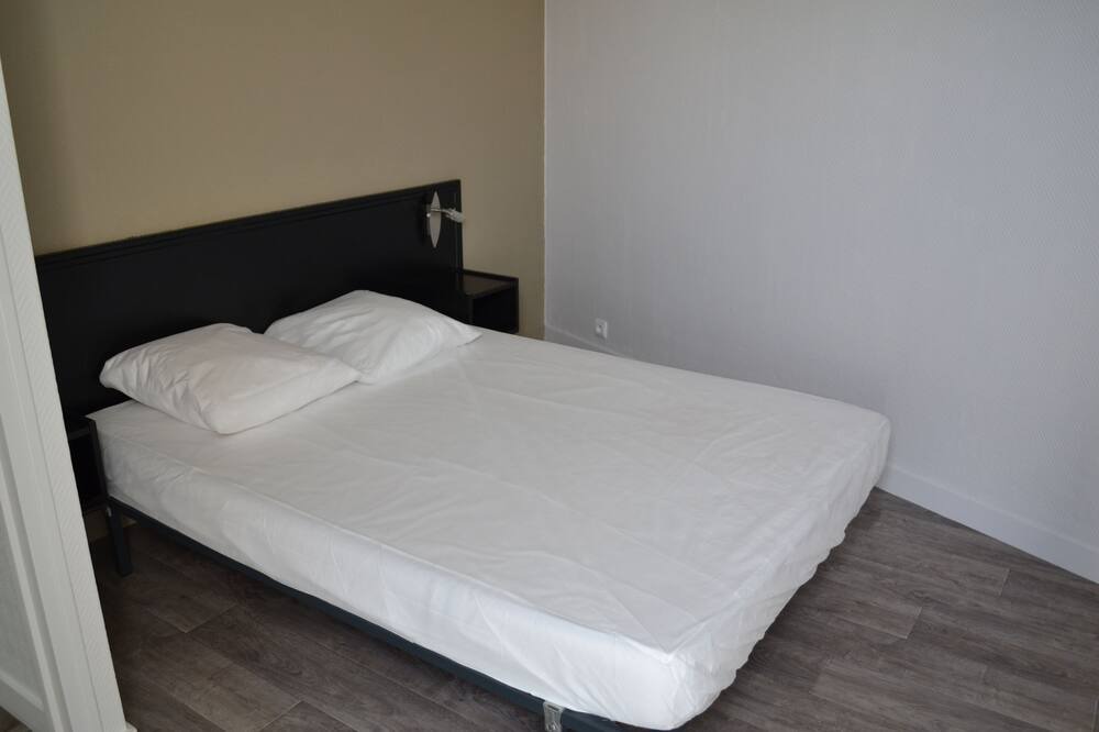 Photo of Bedroom in Verruyes