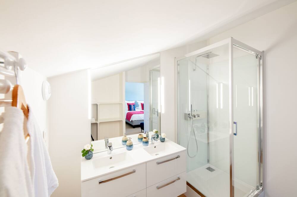 Photo of Bathroom in Angouleme