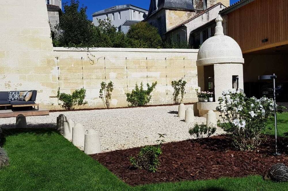 Photo of Outdoor in Angouleme