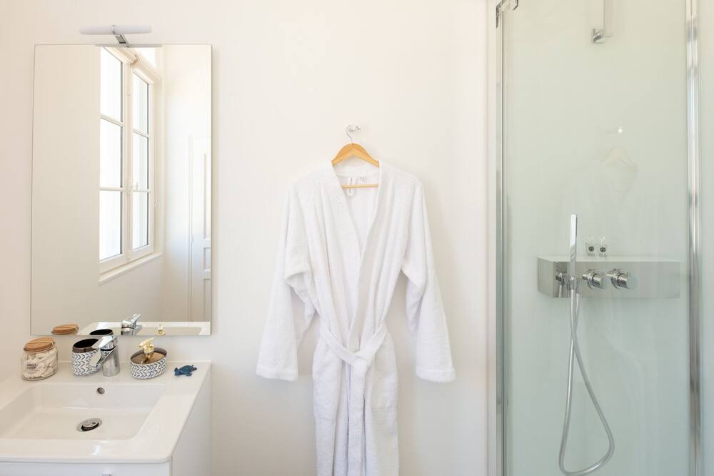 Photo of Bathroom in Angouleme
