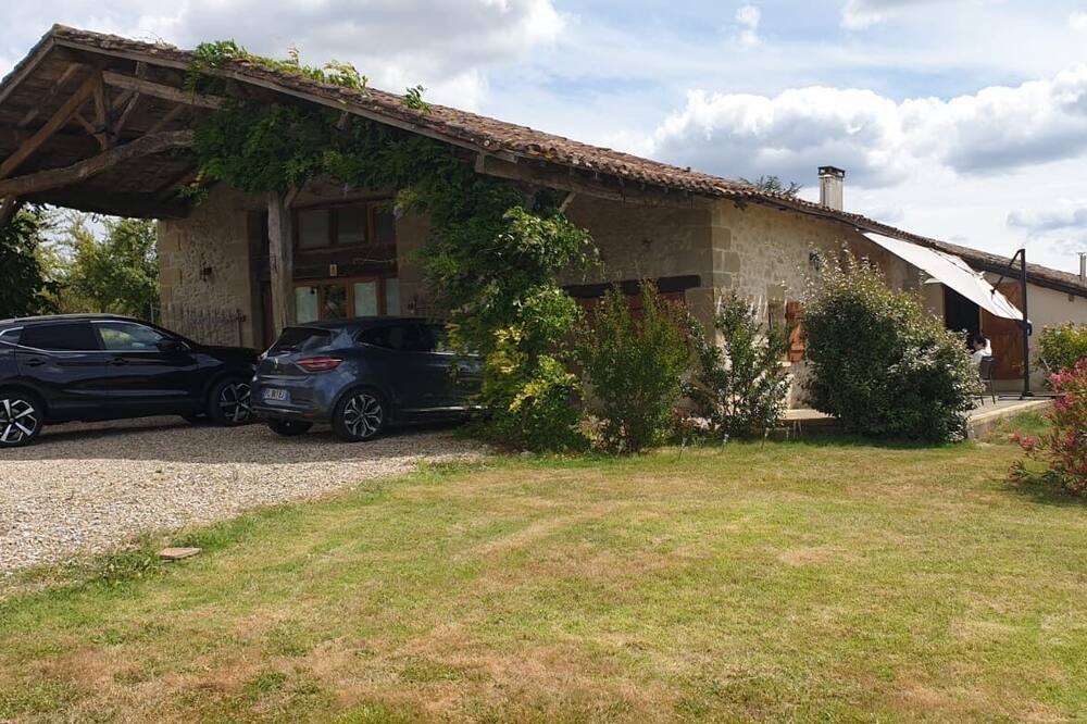 Photo of Outdoor in Armillac