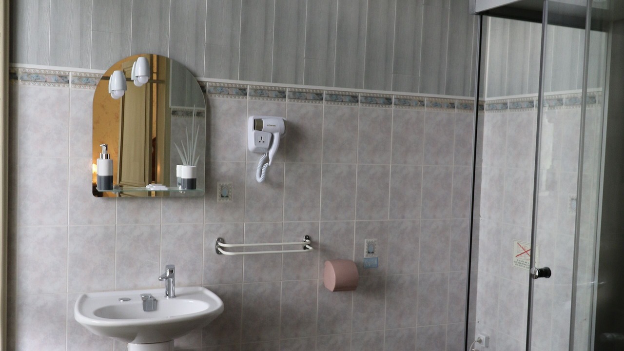 Photo of Bathroom in Montmoreau-Saint-Cybard