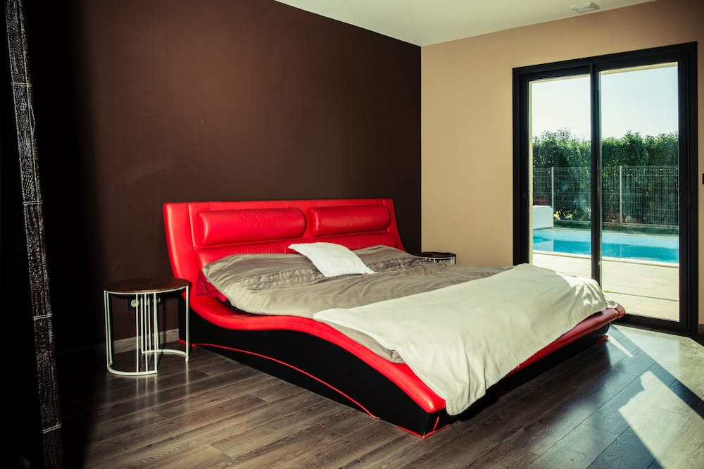 Photo of Bedroom in Latresne