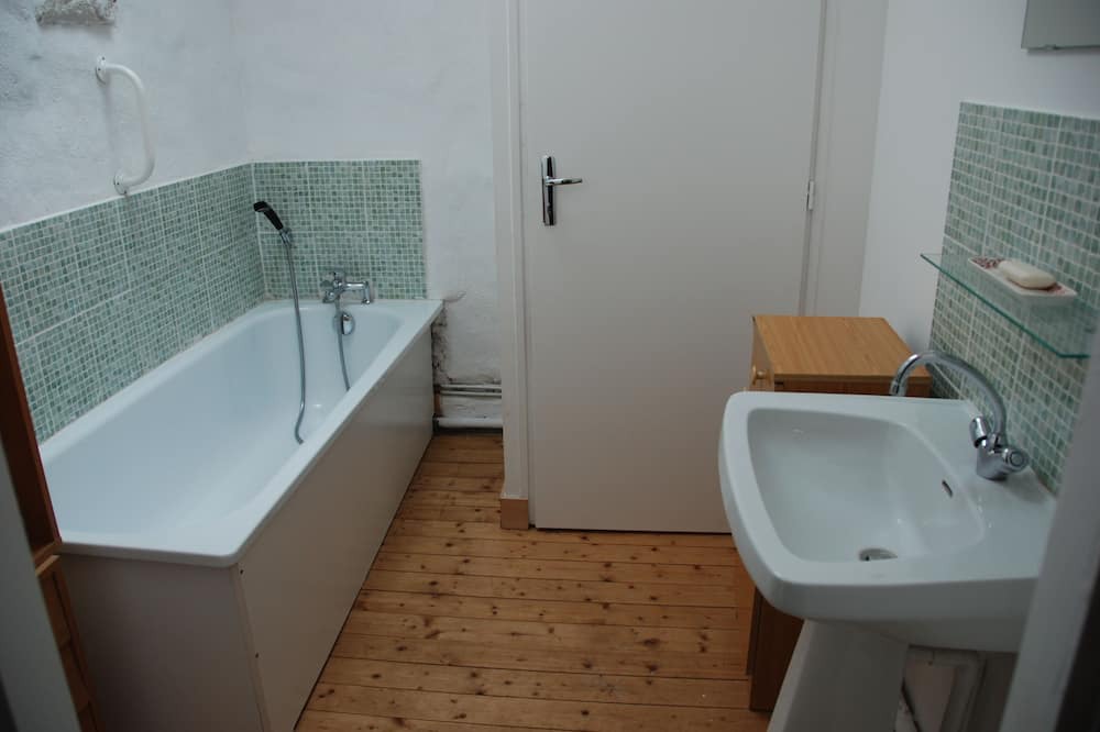 Photo of Bathroom in Rancogne