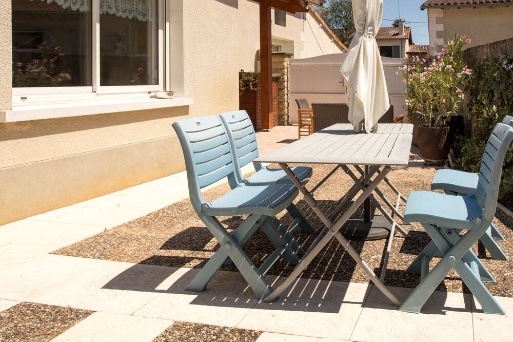 Photo of Patio Balcony in Montamise