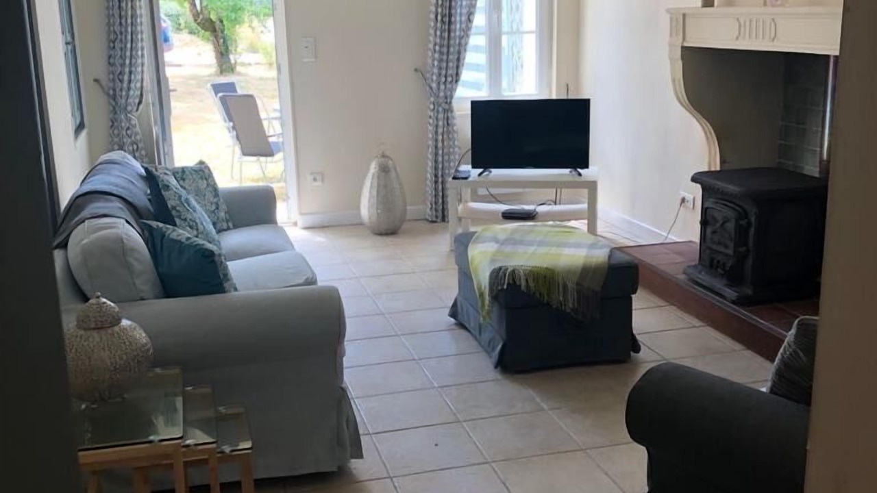 Photo of Livingroom in Saint-Palais-de-Phiolin