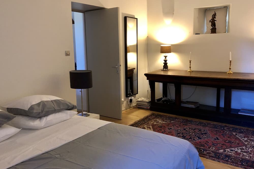 Photo of Bedroom in Frontenac