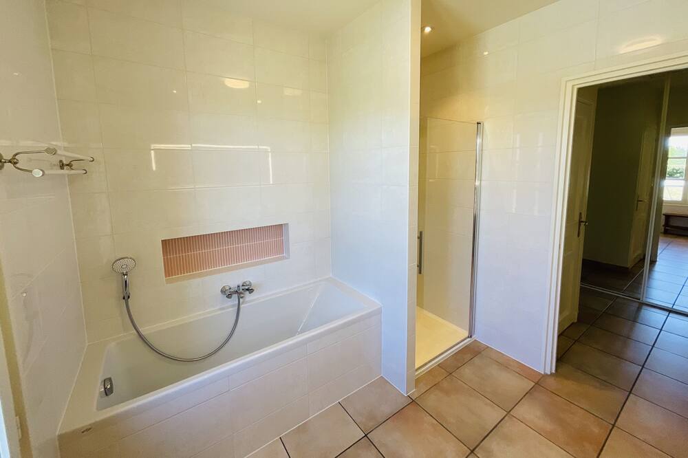 Photo of Bathroom in Baleyssagues