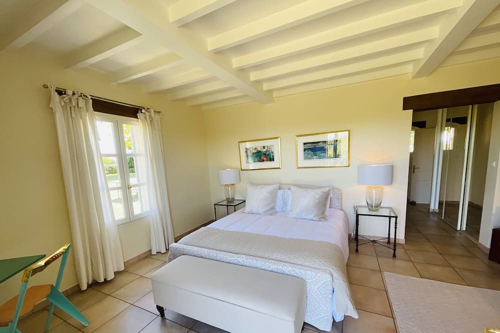 Photo of Bedroom in Baleyssagues