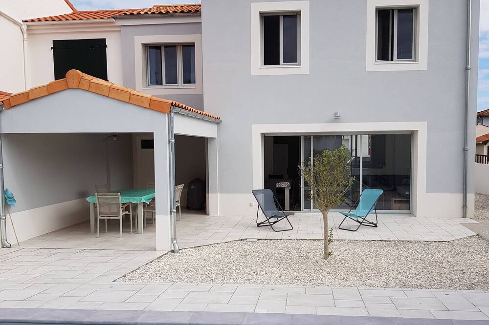 Photo of Outdoor in Port District