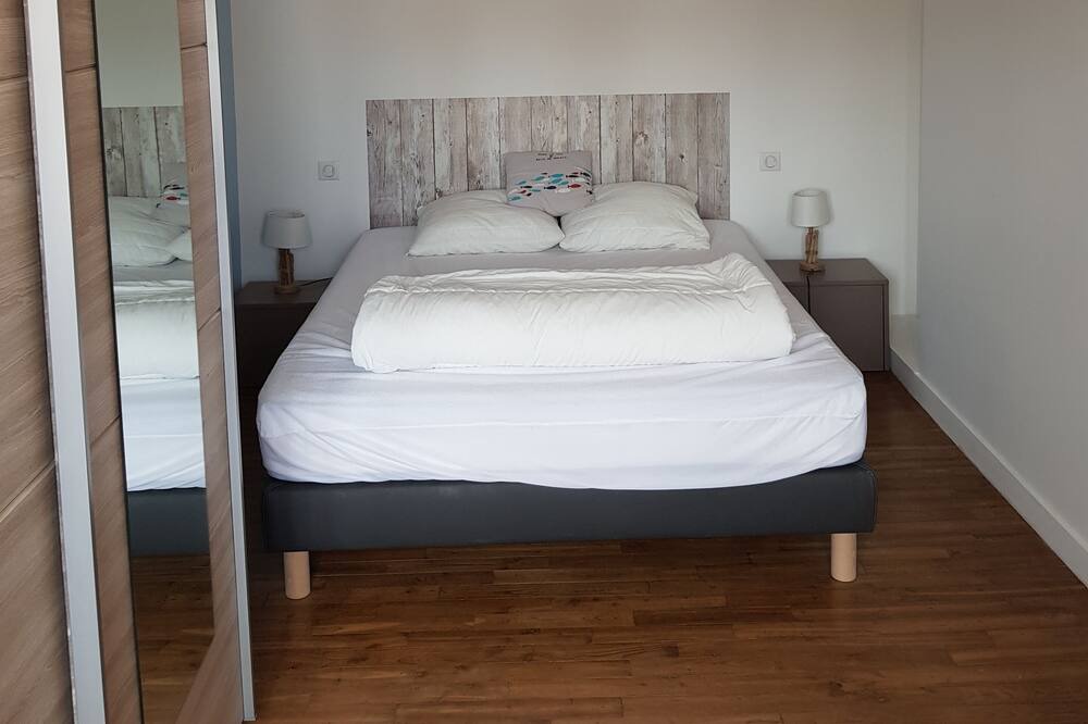 Photo of Bedroom in Port District