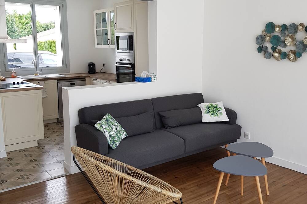 Photo of Livingroom in Port District