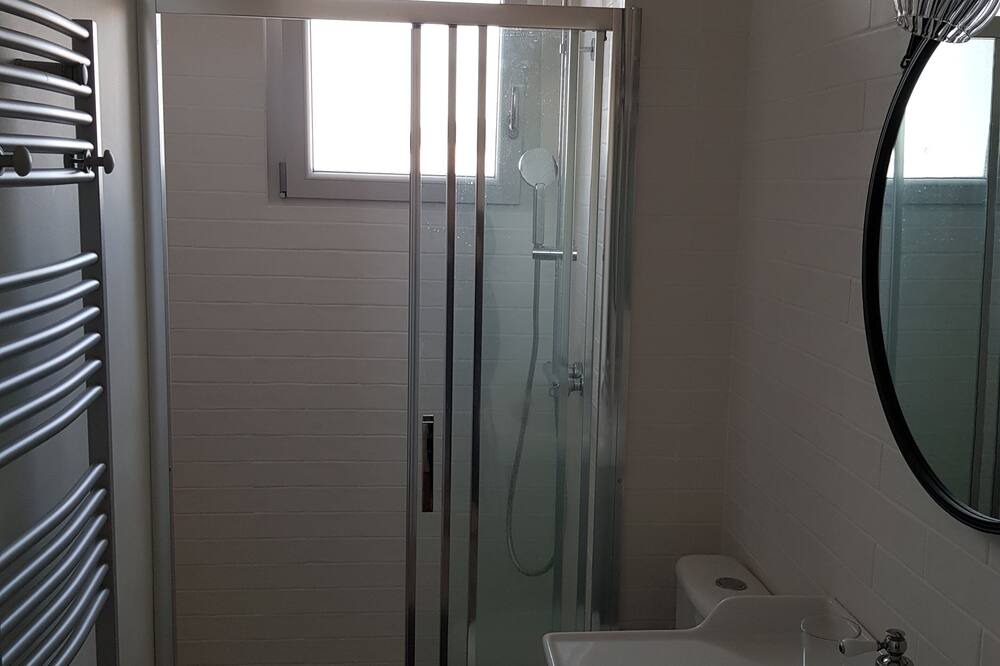 Photo of Bathroom in Port District