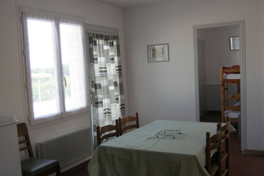 Photo of Bedroom in Coussay-les-Bois