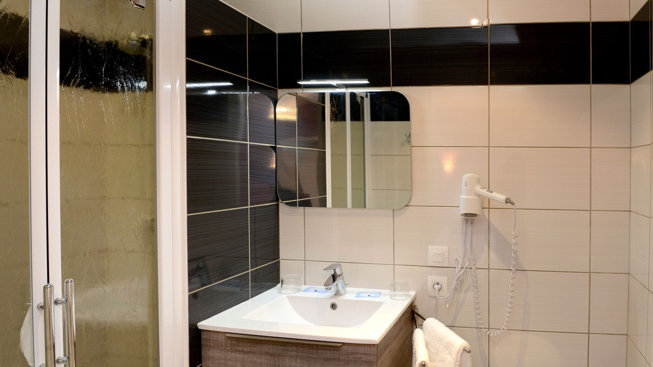 Photo of Bathroom in Geus-d'Oloron