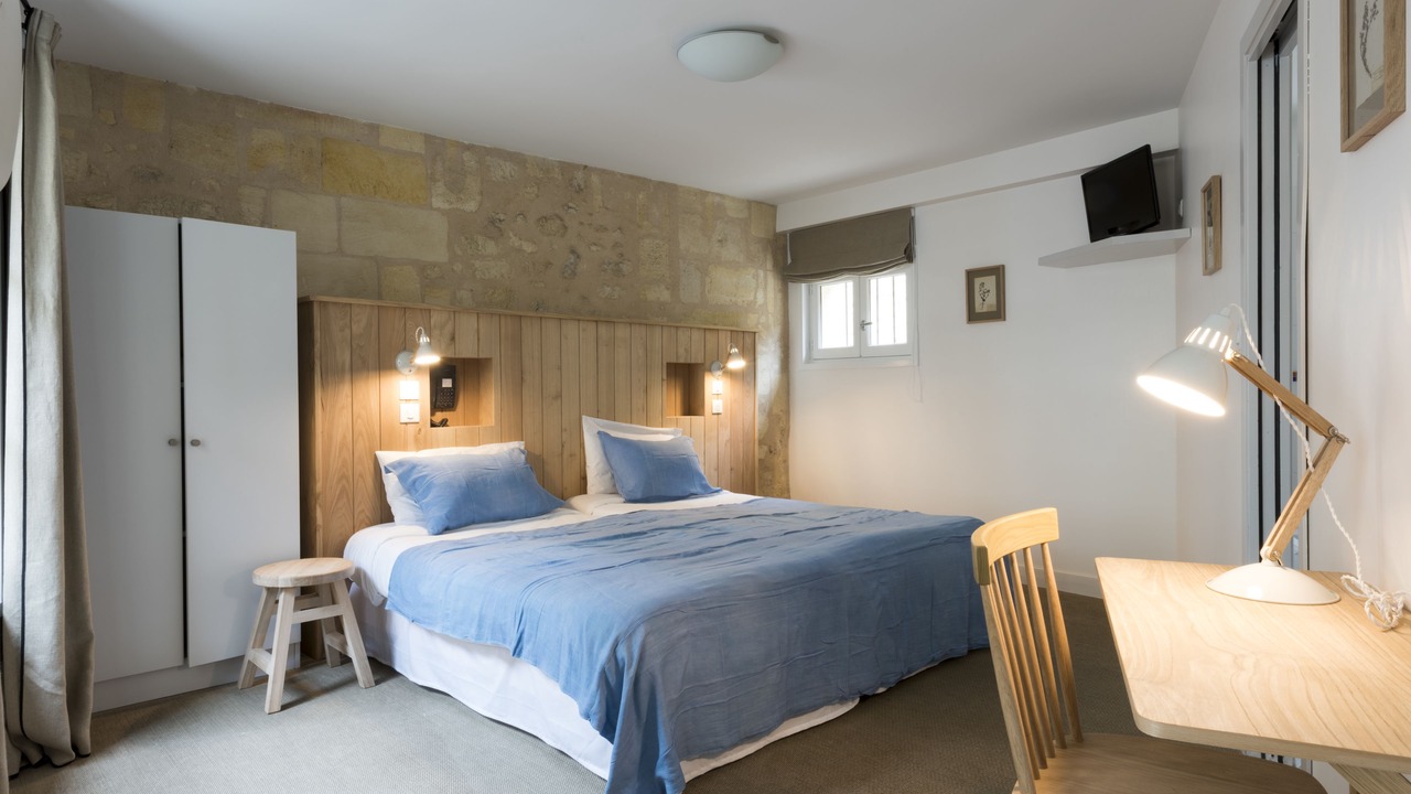 Photo of Bedroom in Saint-Emilion