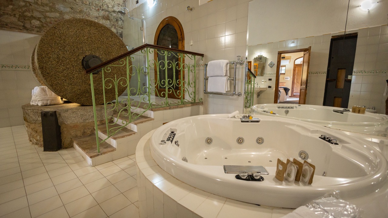 Photo of Bathroom in Montefollonico