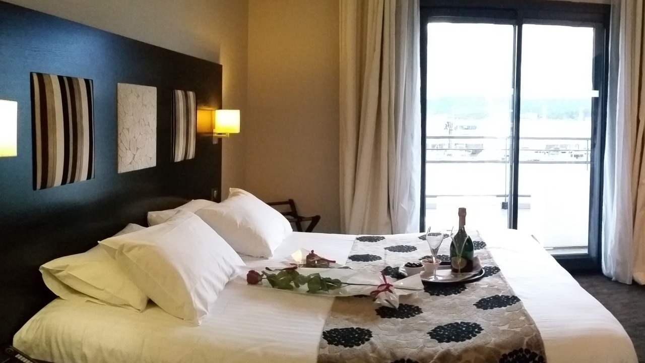 Photo of Bedroom in Le Lavandou