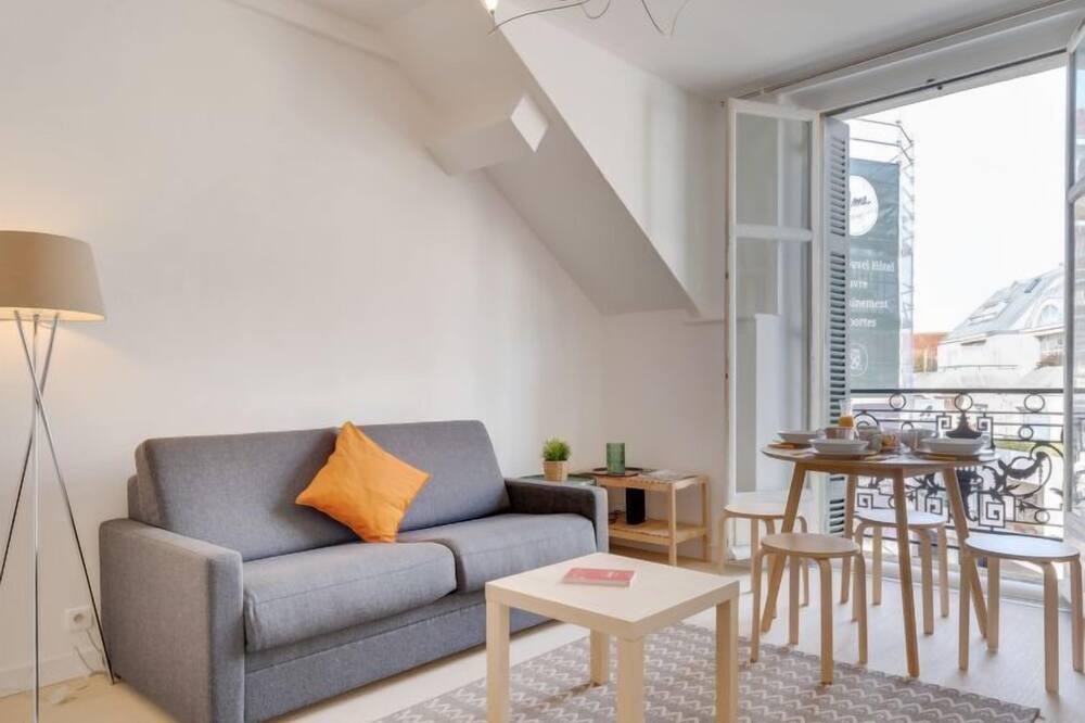 Photo of Livingroom in Biarritz City Centre