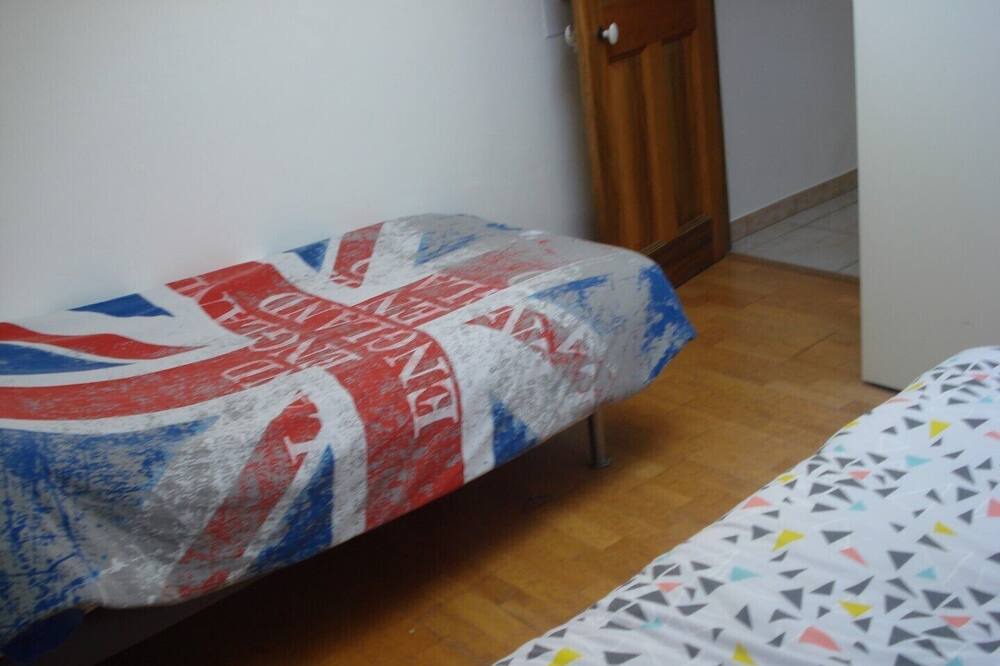 Photo of Bedroom in Morieres-les-Avignon