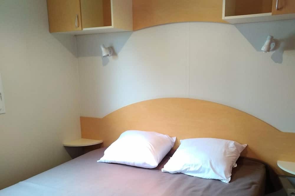 Photo of Bedroom in Saint-Mande-sur-Bredoire
