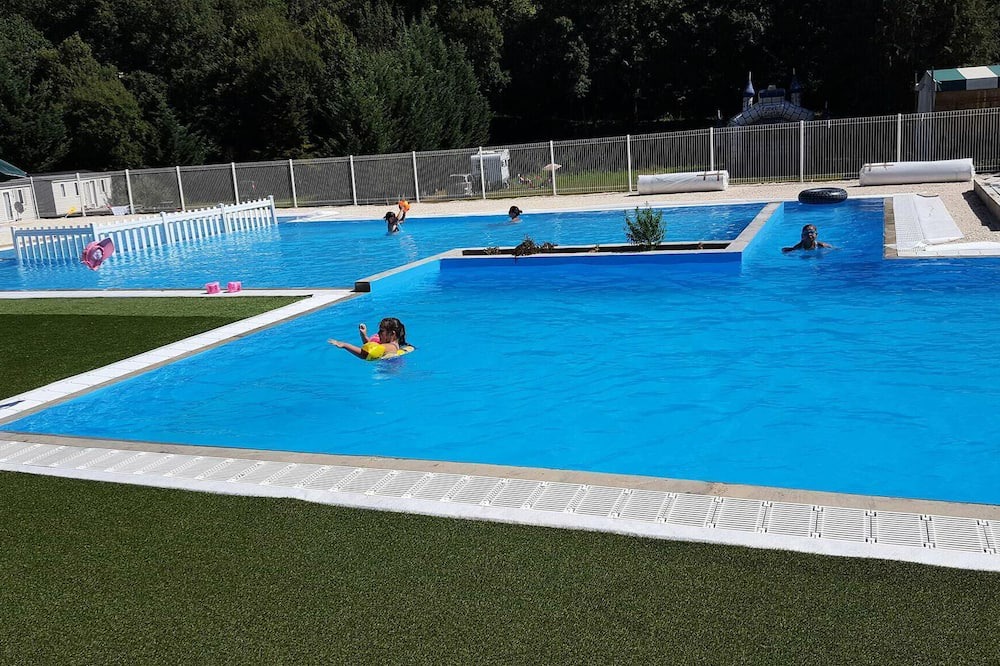 Photo of Outdoor in Saint-Mande-sur-Bredoire
