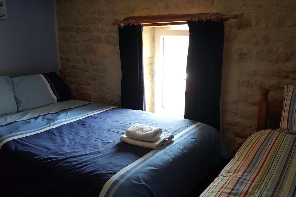 Photo of Bedroom in La Croix Comtesse