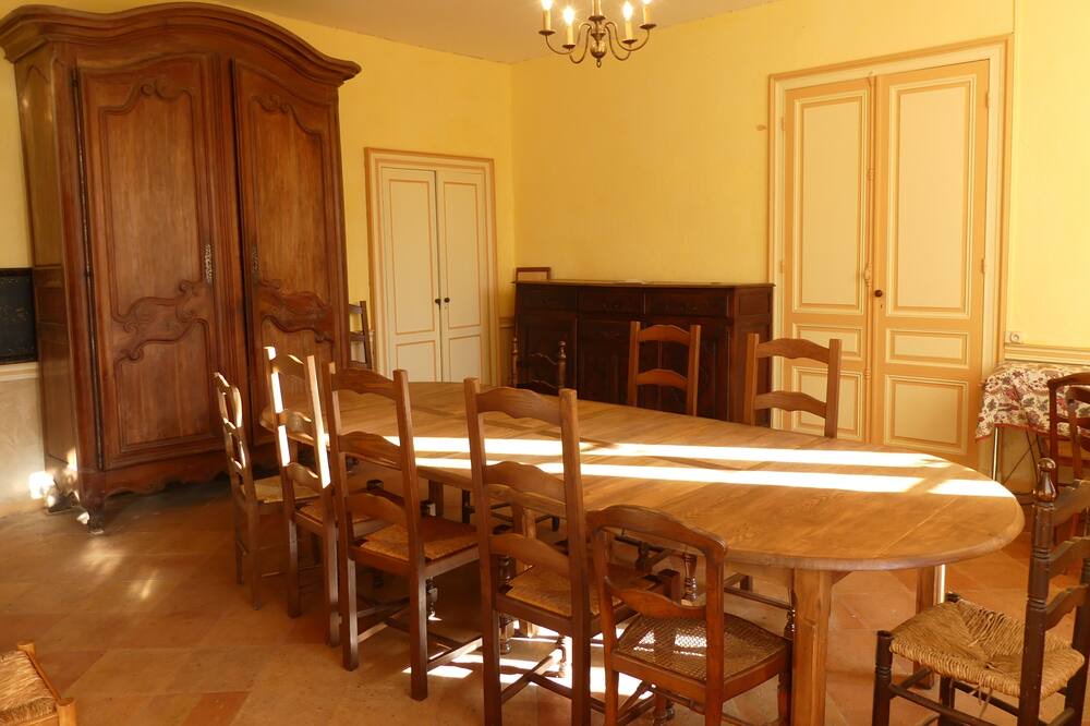Photo of Kitchen in Grezillac