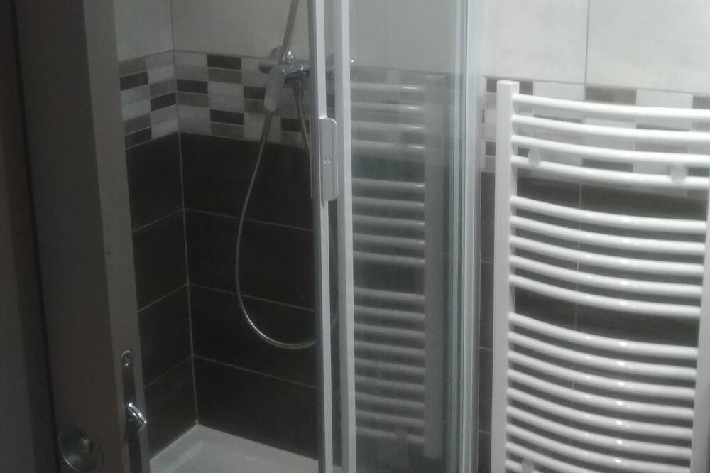 Photo of Bathroom in Leon