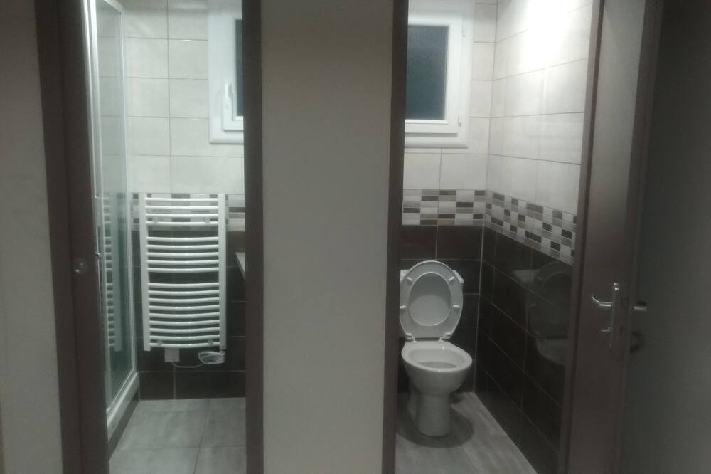 Photo of Bathroom in Leon