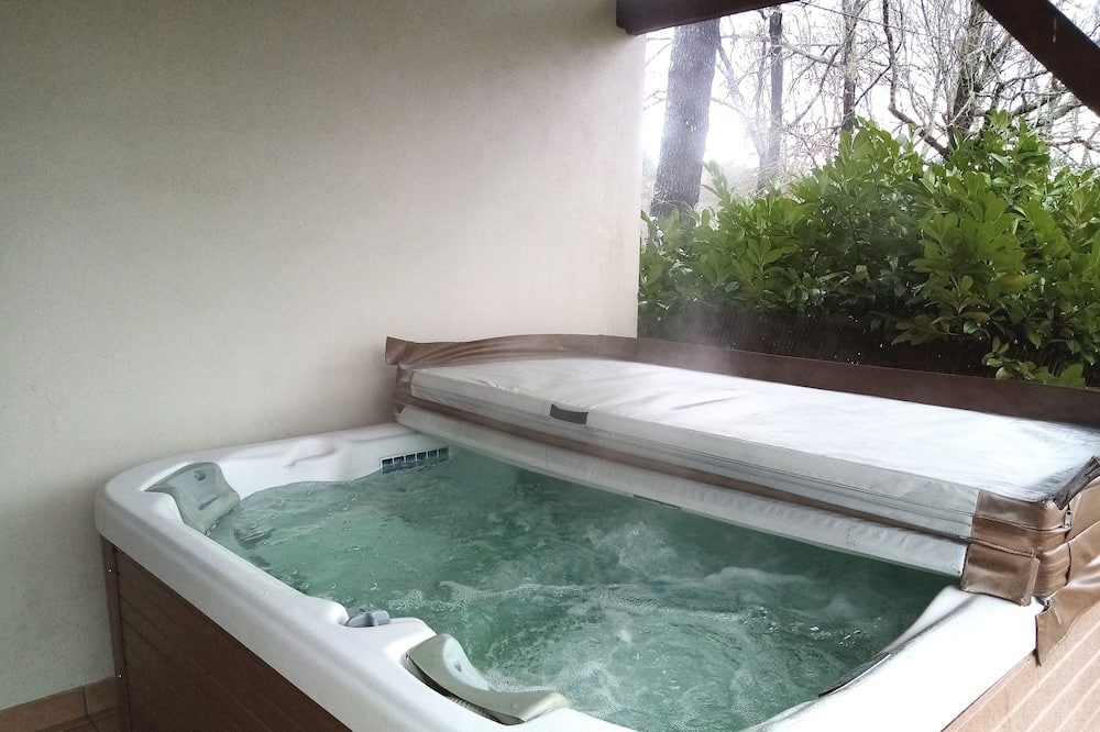 Photo of Outdoor in Saint-Morillon