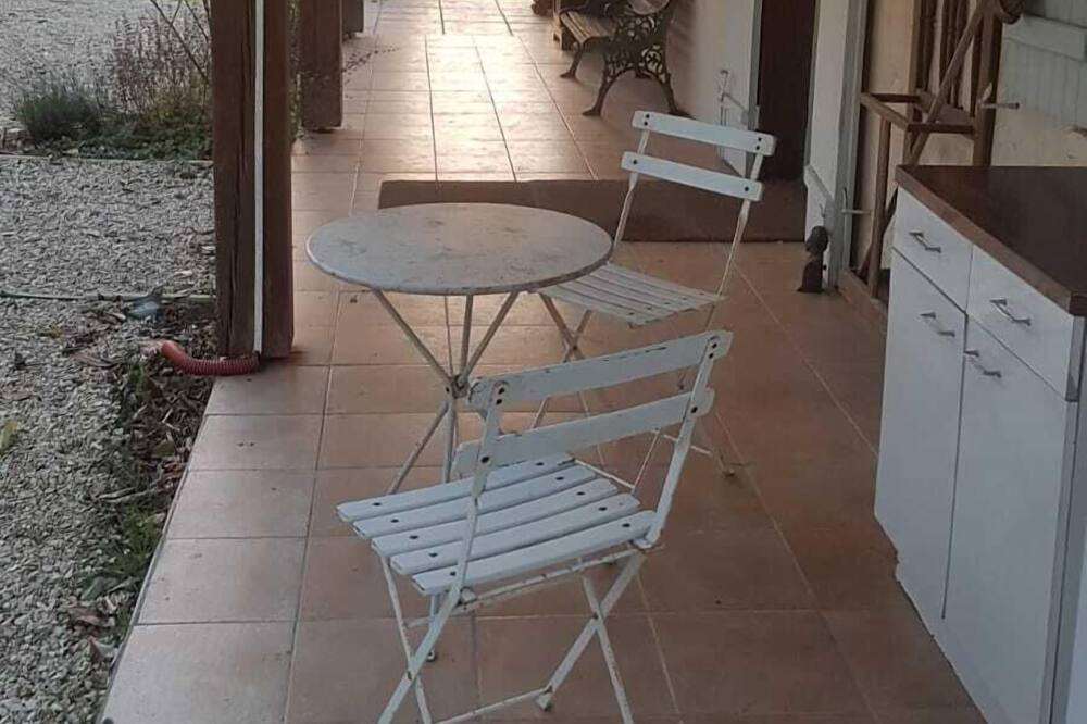 Photo of Outdoor in Bouteilles-Saint-Sebastien
