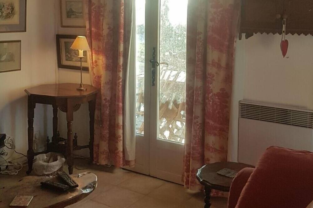 Photo of Livingroom in Bouteilles-Saint-Sebastien