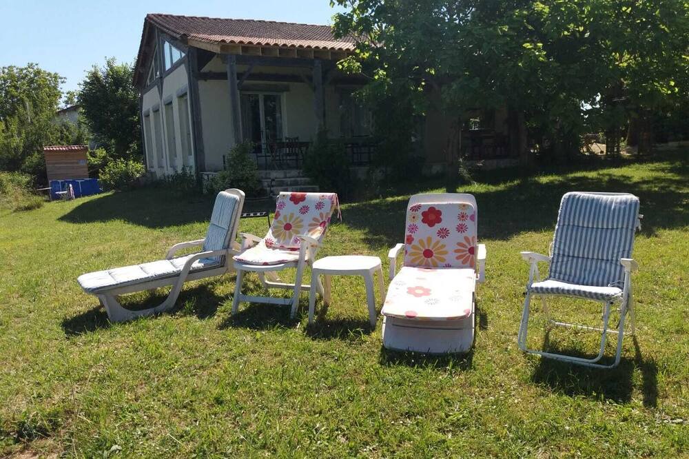 Photo of Outdoor in Bouteilles-Saint-Sebastien