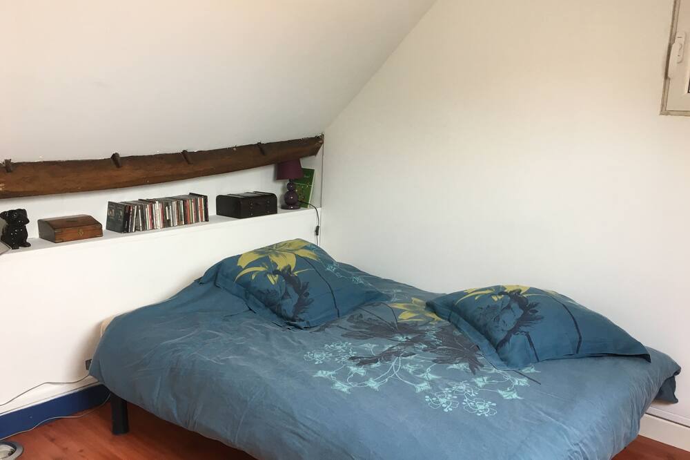 Photo of Bedroom in Bussiere-Dunoise