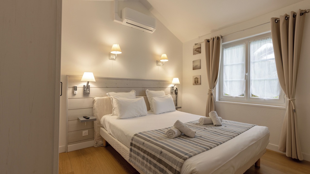 Photo of Bedroom in Saint-Pierre-d'Oleron