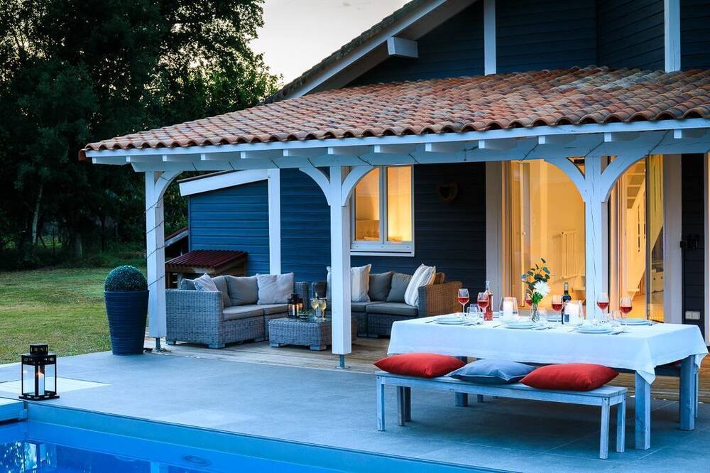 Photo of Patio Balcony in Tosse
