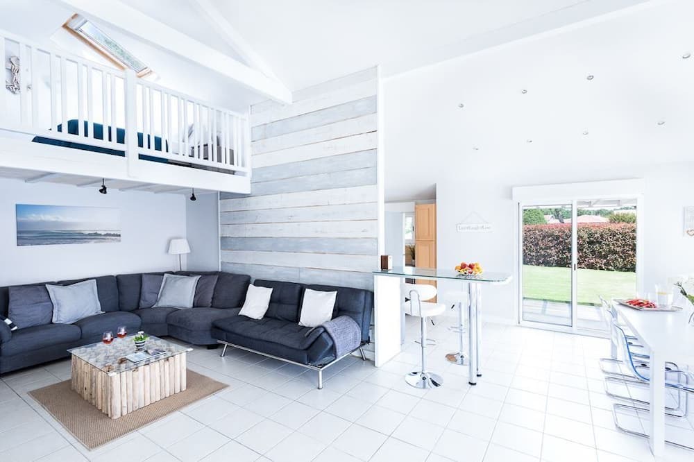 Photo of Livingroom in Tosse
