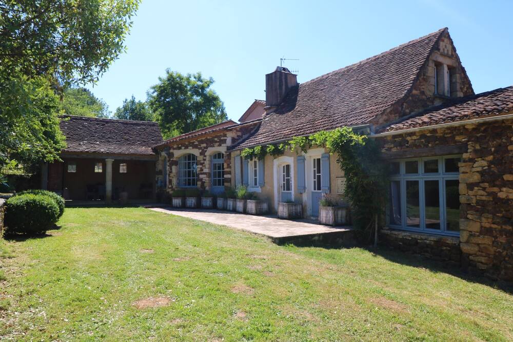 Photo of Outdoor in Mazeyrolles