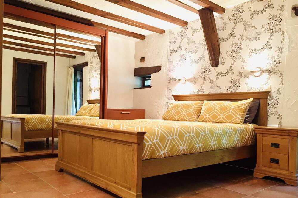 Photo of Bedroom in Auriat