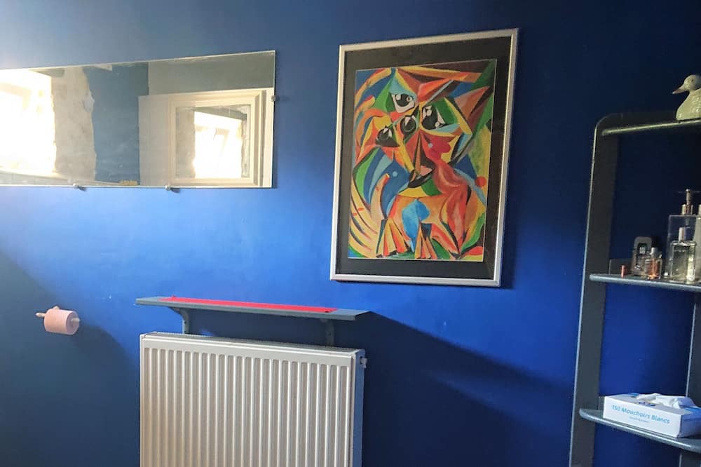 Photo of Bedroom in Paizay-le-Tort
