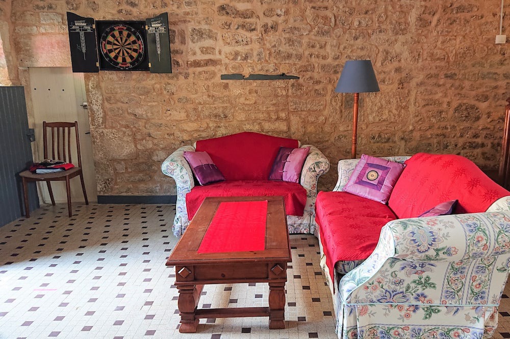 Photo of Livingroom in Paizay-le-Tort