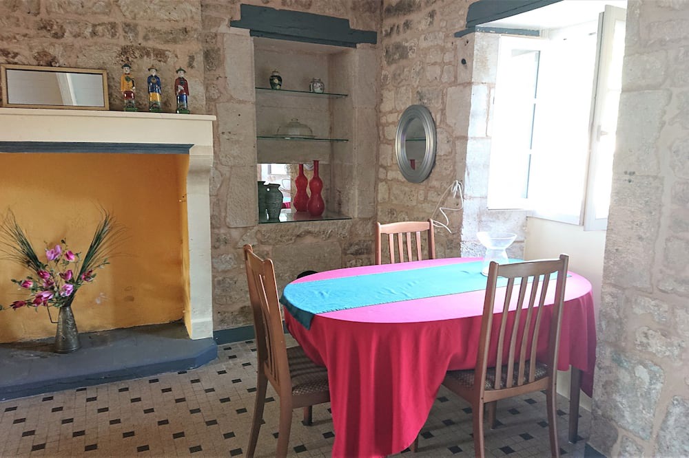 Photo of Kitchen in Paizay-le-Tort