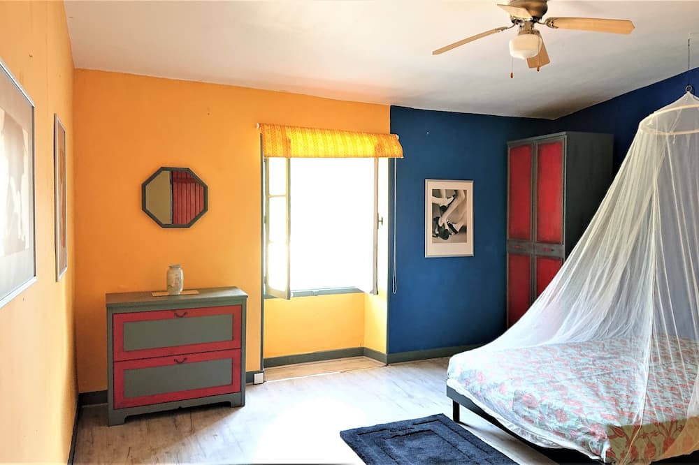 Photo of Bedroom in Paizay-le-Tort